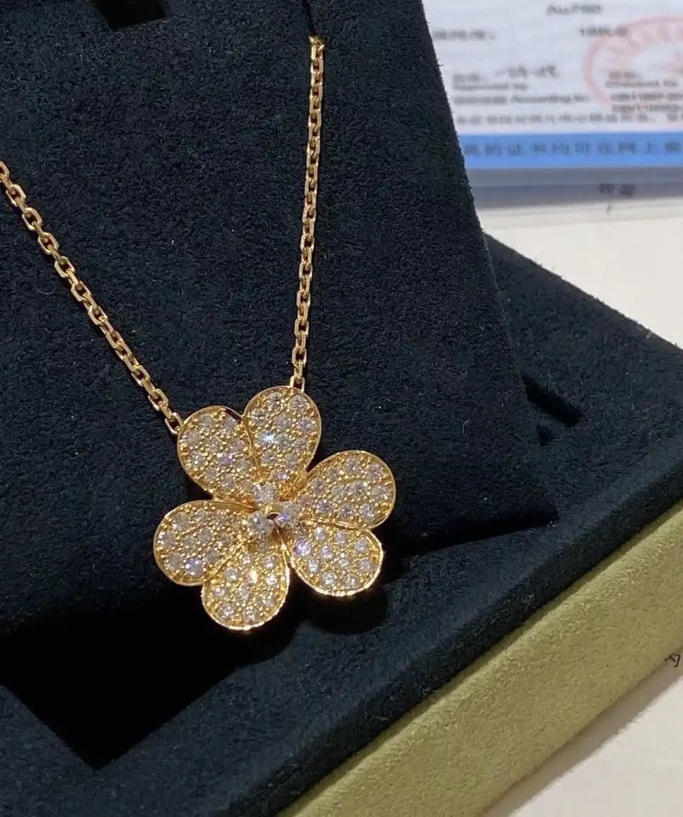 求婚钻戒定制图片展示