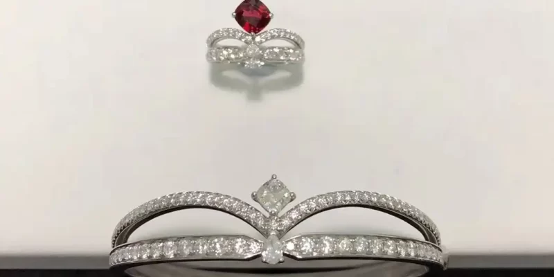 高品质求婚钻戒选购攻略：揭秘选购技巧与品牌推荐，让你的爱情更加璀璨！