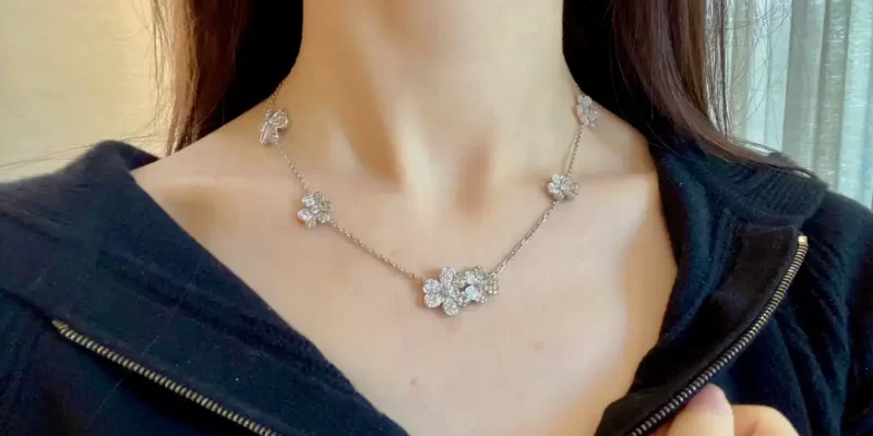 求婚必备！盘点2023年最受欢迎的求婚钻戒款式及选购指南