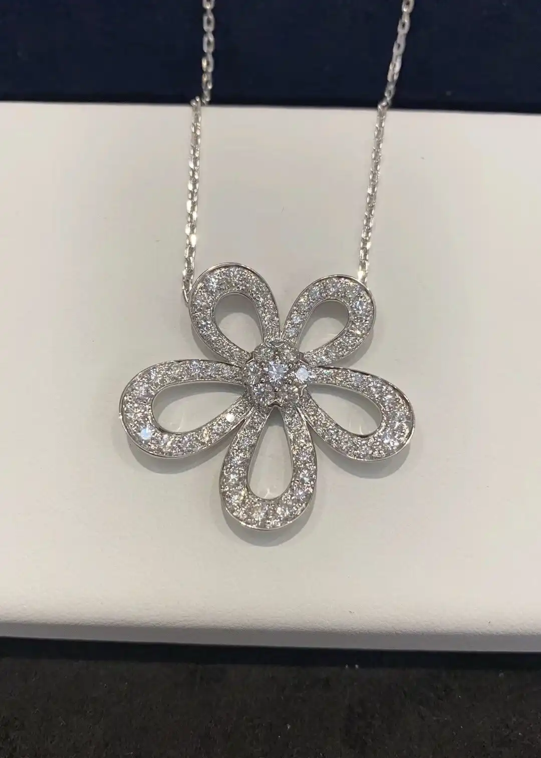 求婚钻戒定制图片展示
