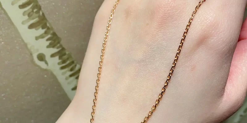 求婚钻戒选购攻略：如何挑选完美钻戒成为浪漫求婚的神器！