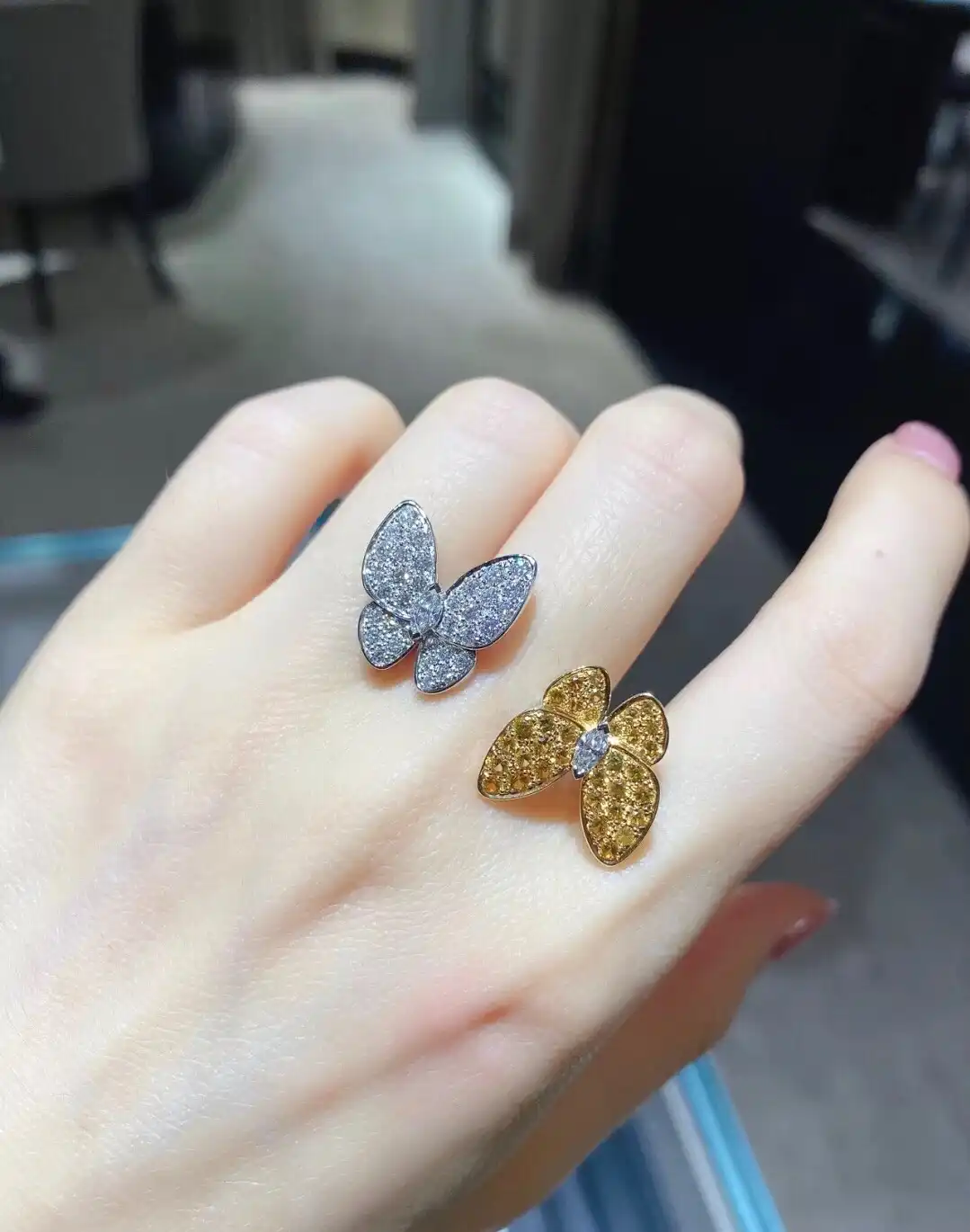 钻戒买多大的合适？不贵但有牌面的钻戒大小我选...