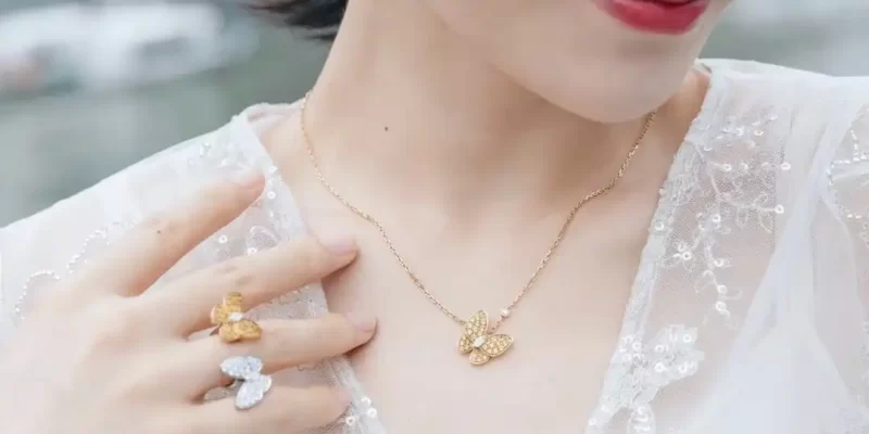 婚戒选购攻略：挑选完美结婚对戒的5大秘诀，让你的爱情见证永恒！