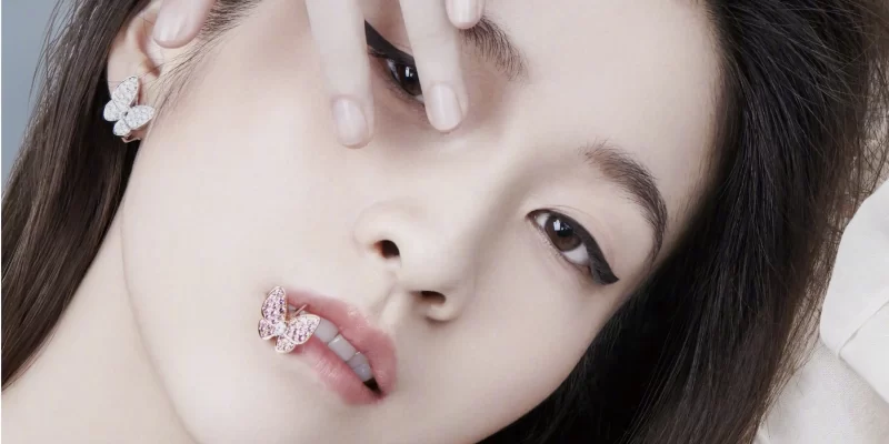 求婚必备！如何挑选完美求婚钻戒：专业指南与选购技巧