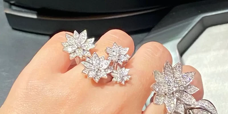 求婚钻戒选购攻略：如何挑选完美钻戒成为终身承诺的象征
