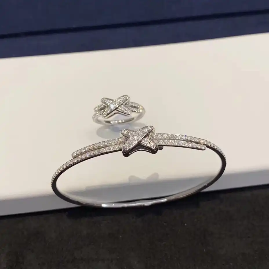 求婚钻戒定制图片展示