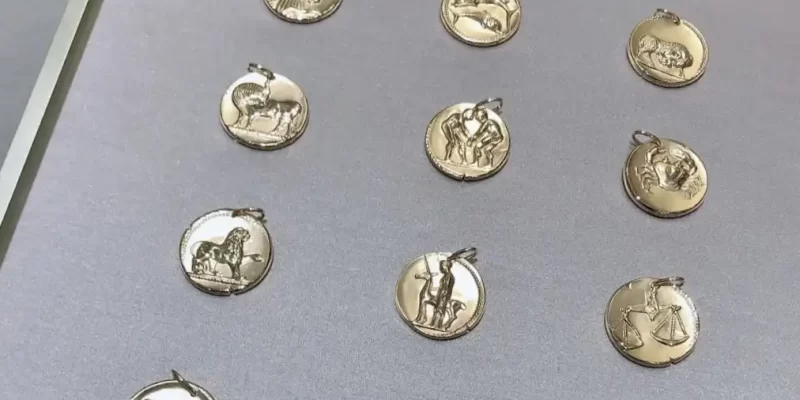 婚戒选购攻略：如何挑选完美的求婚钻戒，打造浪漫求婚时刻！