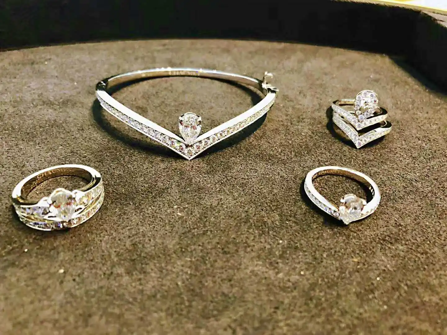 求婚钻戒定制图片展示