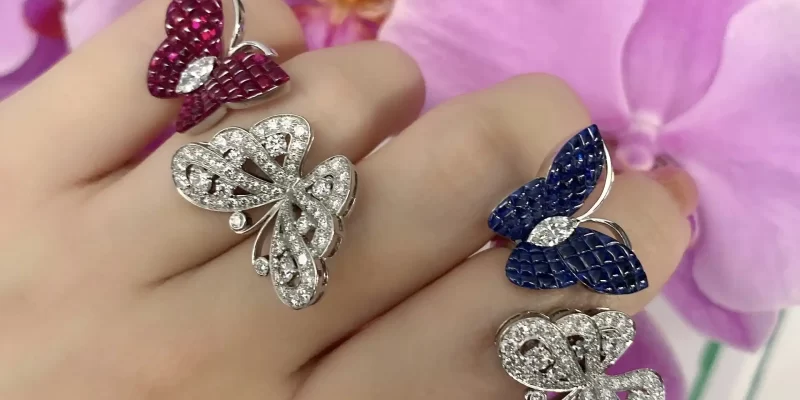 如何挑选完美求婚钻戒：专家指南及选购技巧揭秘