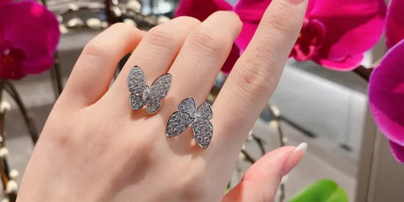 求婚钻戒选购攻略：如何挑选完美钻戒成为爱情信物？——专业推荐与选购技巧分享