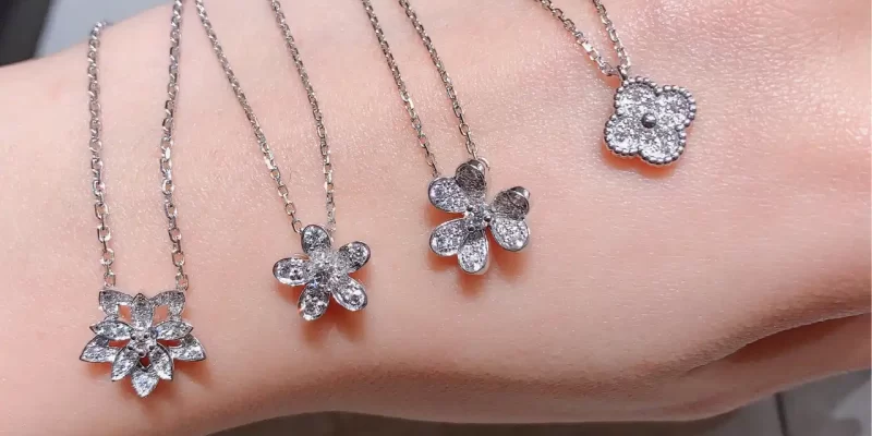 求婚钻戒选购攻略：如何挑选完美钻戒，让你的爱情更加闪耀！