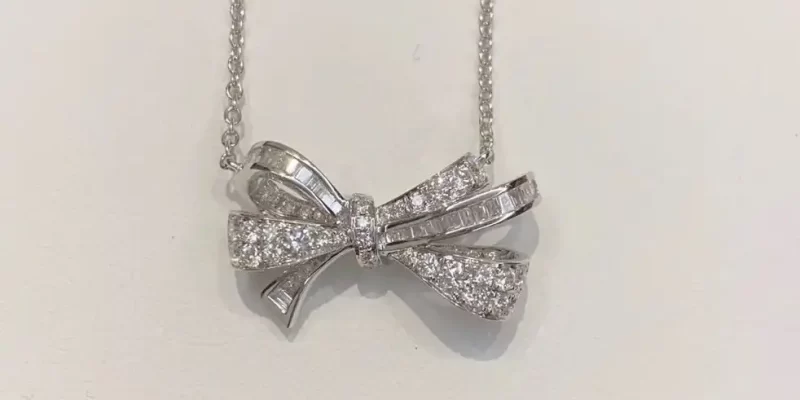 求婚钻戒挑选攻略：如何选择完美婚戒打造浪漫求婚时刻